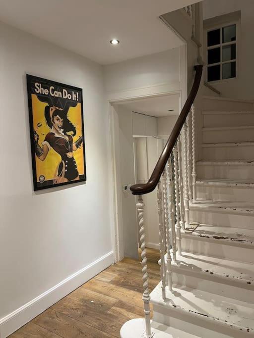 Sleeps 10. The Old Pink Library By Loch And River Villa Lochearnhead Esterno foto